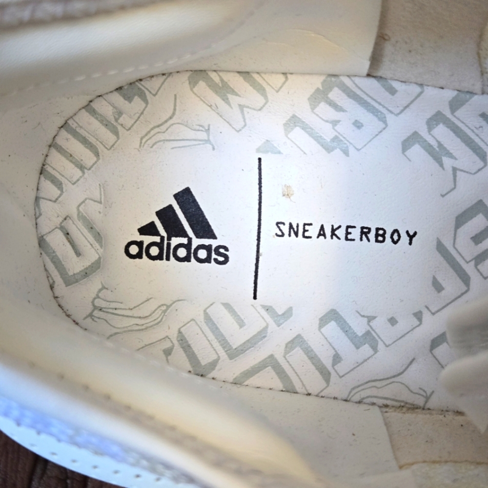 ADIDAS - Pureboost x SneakerBoy x Wish Sz 8.5 - Picture 7 of 8